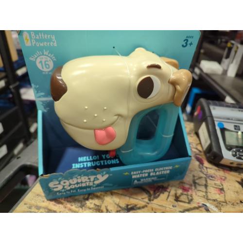 Chuckle & Roar Squirty Squirts Electric Water Blaster - Dog