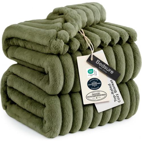 Bedsure Soft King Size Blankets for Bed Moss 108x90